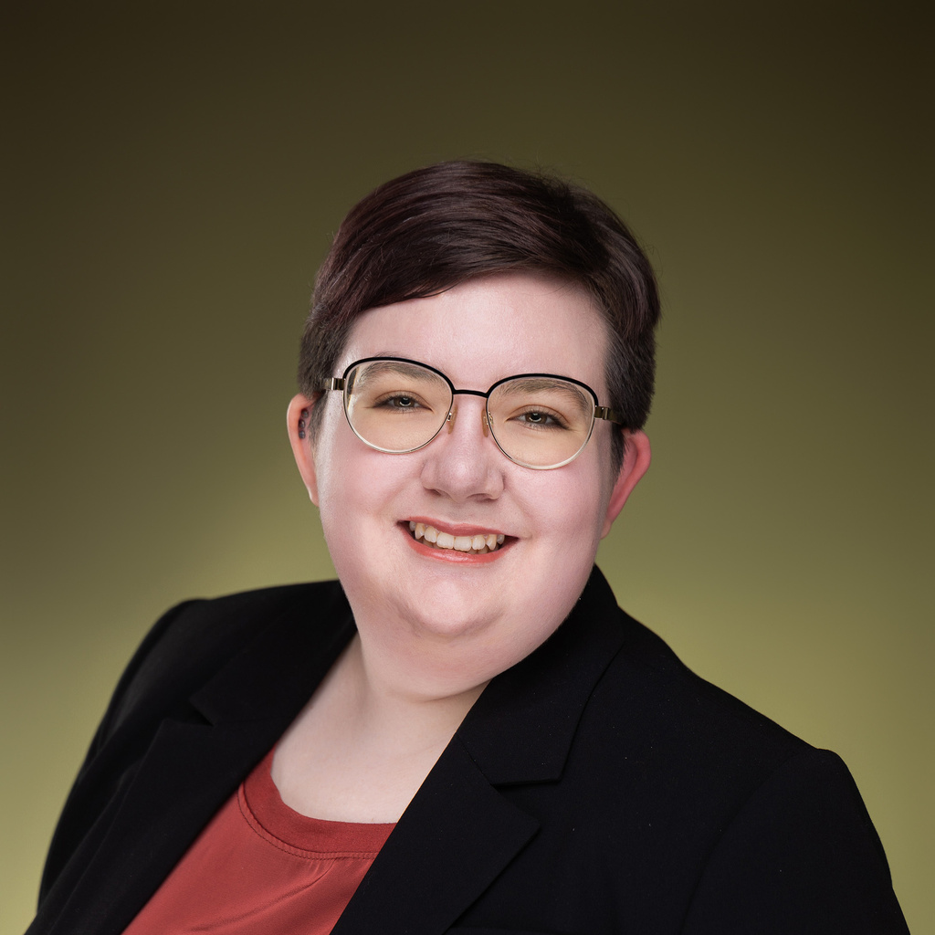 portrait of Amanda Moy, academic advisor
